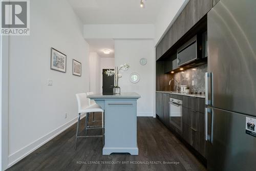 644 - 25 Adra Grado Way, Toronto, ON - Indoor Photo Showing Kitchen