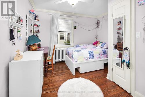 29 Connaught Avenue, Aurora, ON - Indoor Photo Showing Bedroom