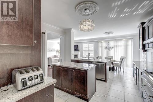 1St&2Nd - 110 Muret Crescent, Vaughan, ON - Indoor Photo Showing Kitchen With Upgraded Kitchen