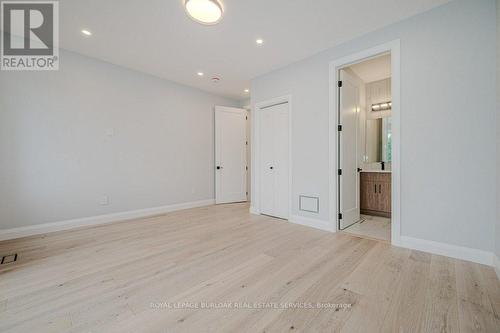 2275 Courtland Drive, Burlington, ON - Indoor Photo Showing Other Room