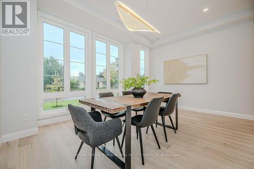 2275 Courtland Drive, Burlington, ON - Indoor Photo Showing Dining Room