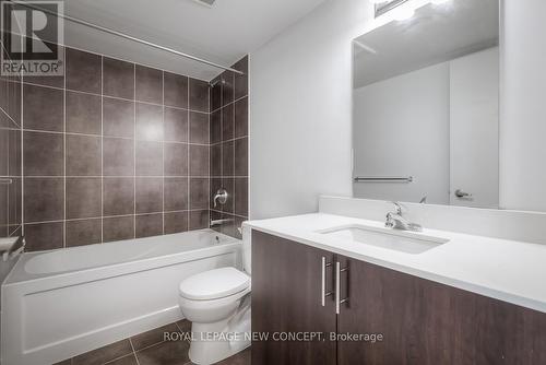 1612 - 1420 Dupont Street, Toronto, ON - Indoor Photo Showing Bathroom