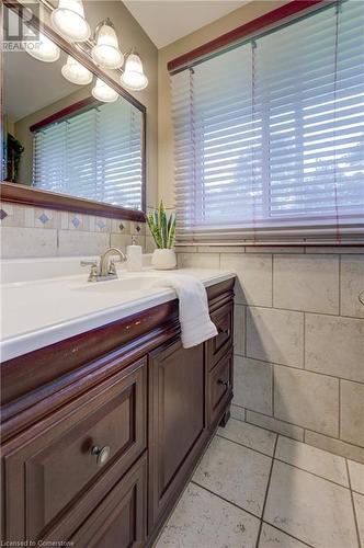 upstairs 4pc bathroom - 1242 Sheffield Road, Sheffield, ON - Indoor Photo Showing Bathroom