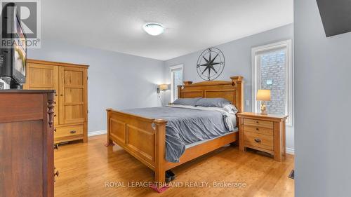 193 Tanoak Drive, London, ON - Indoor Photo Showing Bedroom