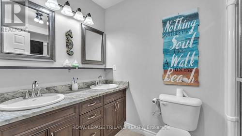 193 Tanoak Drive, London, ON - Indoor Photo Showing Bathroom