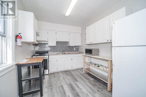 Upper - 86 Lesmount Avenue, Toronto, ON - Indoor Photo Showing Kitchen