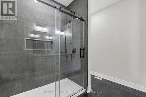 732 Clarence Street, Port Colborne, ON - Indoor Photo Showing Bathroom