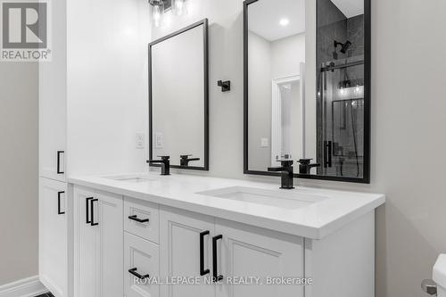 732 Clarence Street, Port Colborne, ON - Indoor Photo Showing Bathroom