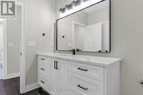 732 Clarence Street, Port Colborne, ON - Indoor Photo Showing Bathroom