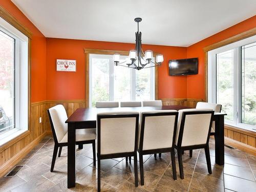 Dining room - 1408 Rue Laplante, Saint-Valérien-De-Milton, QC - Indoor Photo Showing Dining Room