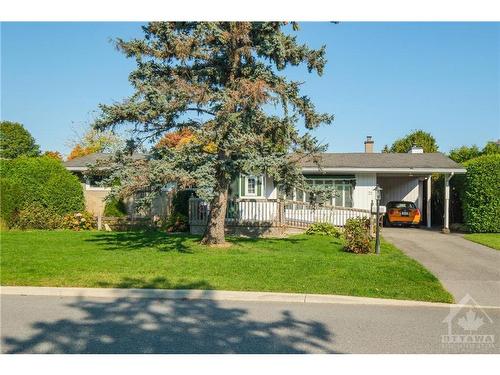 21 Higwood Drive, Nepean, ON 