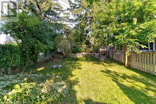 12 Onward Avenue, Kitchener, ON - Outdoor