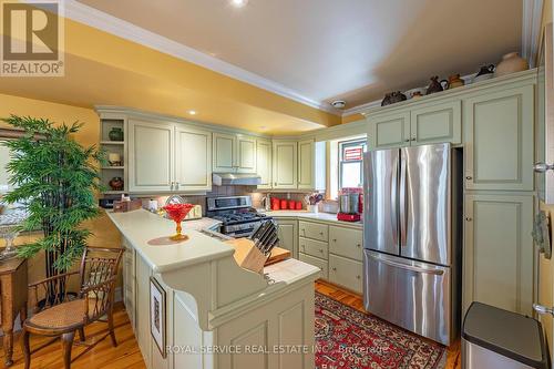 6 - 18 Chapel Street, Cobourg, ON - Indoor Photo Showing Kitchen