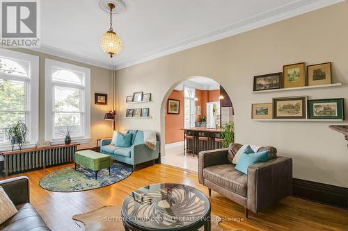 263 Keele Street, Toronto, ON - Indoor Photo Showing Living Room