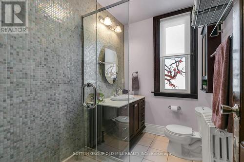 263 Keele Street, Toronto, ON - Indoor Photo Showing Bathroom