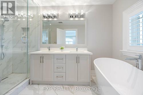 1 Battersea Crescent, Toronto, ON - Indoor Photo Showing Bathroom