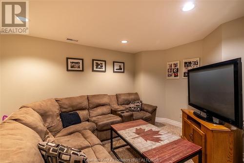 80 Hedge Maple Path, Chatham, ON - Indoor Photo Showing Other Room