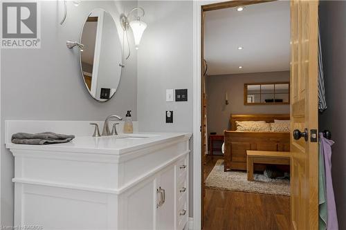 101 Arnott Lane, Chatsworth, ON - Indoor Photo Showing Bathroom