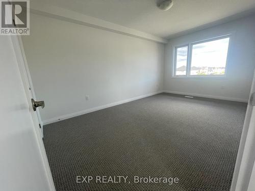 185 Lormont Boulevard, Hamilton, ON - Indoor Photo Showing Other Room