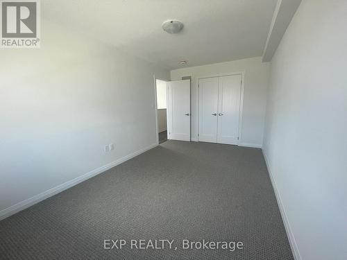 185 Lormont Boulevard, Hamilton, ON - Indoor Photo Showing Other Room