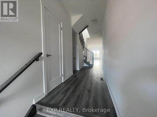 185 Lormont Boulevard, Hamilton, ON - Indoor Photo Showing Other Room