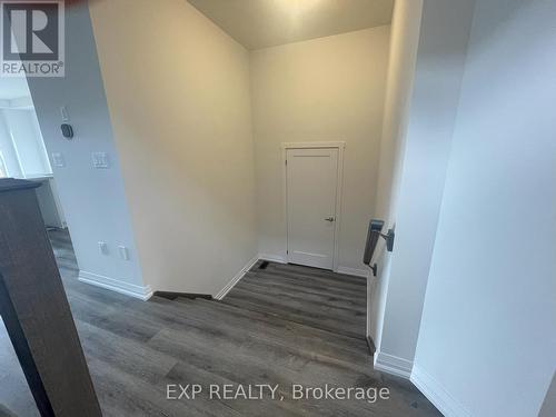 185 Lormont Boulevard, Hamilton, ON - Indoor Photo Showing Other Room