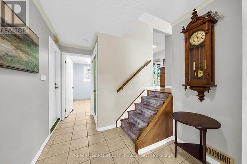 11 Centennial Drive, Grimsby, ON - Indoor Photo Showing Other Room