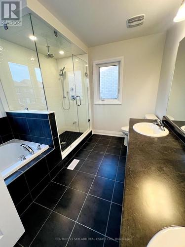 821 Knights Lane, Woodstock, ON - Indoor Photo Showing Bathroom