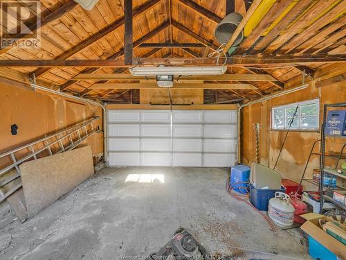 1168 Argyle, Windsor, ON - Indoor Photo Showing Garage