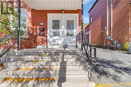 871 Somerset Street W Unit#2, Ottawa, ON - Outdoor