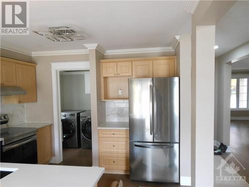 Kitchen-Stove,Fridge,Range Hood, all replaced in 2022. - 101 Shirley'S Brook Drive, Ottawa, ON - Indoor Photo Showing Kitchen