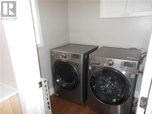 Laundry Room aside the kitchen. Washer, Dryer replaced in 2019. - 101 Shirley'S Brook Drive, Ottawa, ON - Indoor Photo Showing Laundry Room