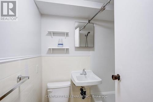 593 Vaughan Road, Toronto, ON - Indoor Photo Showing Bathroom