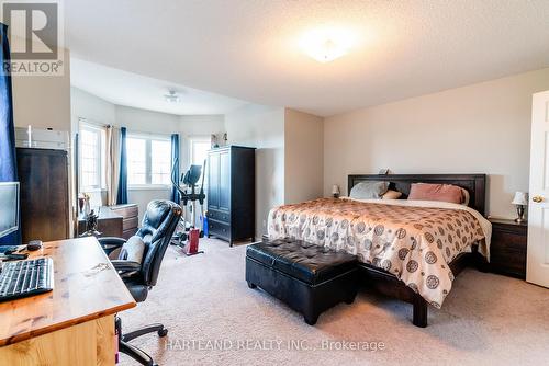 1236 Fox Hill Street, Innisfil, ON - Indoor Photo Showing Bedroom