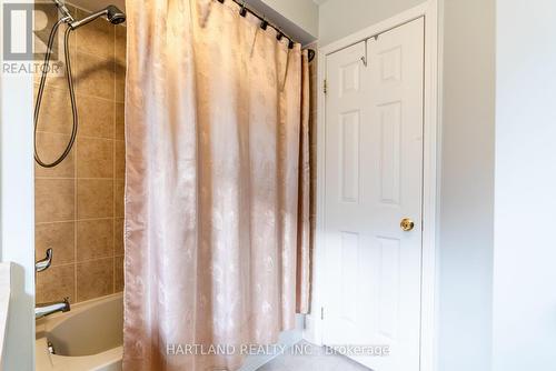 1236 Fox Hill Street, Innisfil, ON - Indoor Photo Showing Bathroom