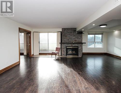 312 - 121 Woodbridge Avenue, Vaughan, ON - Indoor Photo Showing Living Room With Fireplace