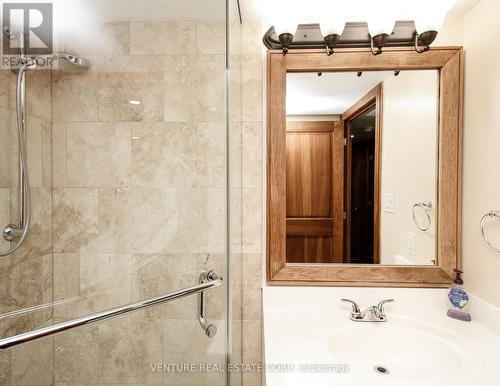 312 - 121 Woodbridge Avenue, Vaughan, ON - Indoor Photo Showing Bathroom