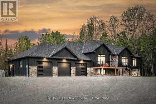 151 Mount Saint Louis Road E, Oro-Medonte, ON - Outdoor With Facade