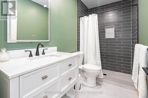 151 Mount Saint Louis Road E, Oro-Medonte, ON - Indoor Photo Showing Bathroom