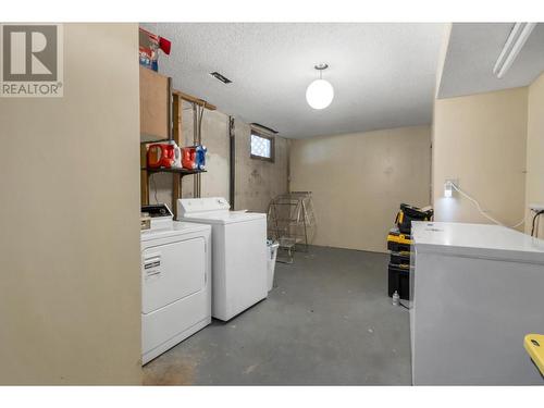 1160 Mica Avenue, Prince George, BC - Indoor Photo Showing Laundry Room