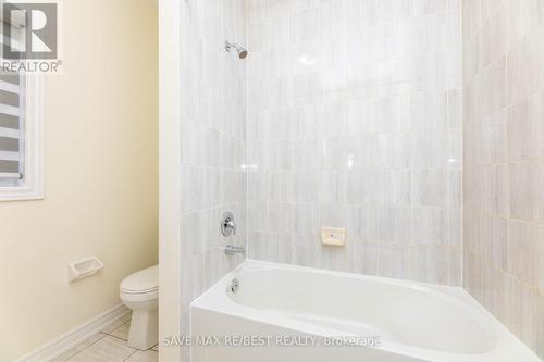 88 Truro Circle, Brampton, ON - Indoor Photo Showing Bathroom