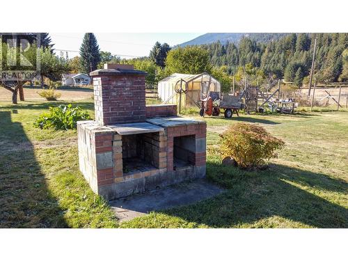 2697 Shoreacres  Road, Castlegar, BC - Outdoor With View