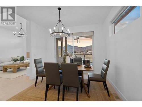 2141 Galore Crescent, Kamloops, BC - Indoor Photo Showing Dining Room