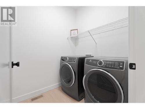 2141 Galore Crescent, Kamloops, BC - Indoor Photo Showing Laundry Room