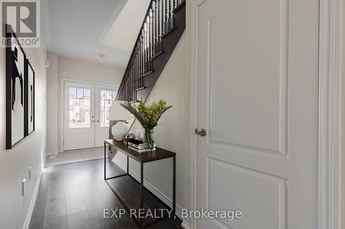 103 Tumblewood Place, Welland, ON - Indoor Photo Showing Other Room