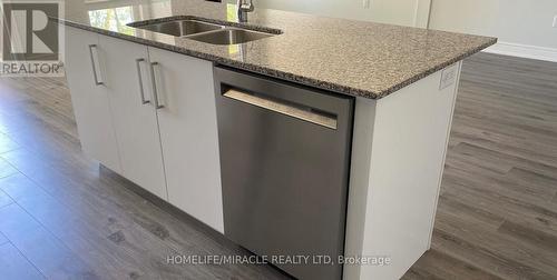 02 - 16 Paradise Grove, Niagara-On-The-Lake, ON - Indoor Photo Showing Kitchen With Double Sink