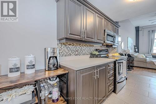 206 - 80 King William Street, Hamilton, ON - Indoor Photo Showing Kitchen