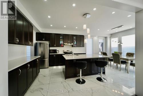 1072 Edinburgh Drive, Woodstock, ON - Indoor Photo Showing Kitchen With Stainless Steel Kitchen With Upgraded Kitchen