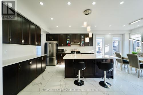 1072 Edinburgh Drive, Woodstock, ON - Indoor Photo Showing Kitchen With Stainless Steel Kitchen With Upgraded Kitchen