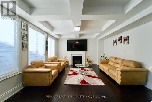 1072 Edinburgh Drive, Woodstock, ON - Indoor Photo Showing Living Room With Fireplace